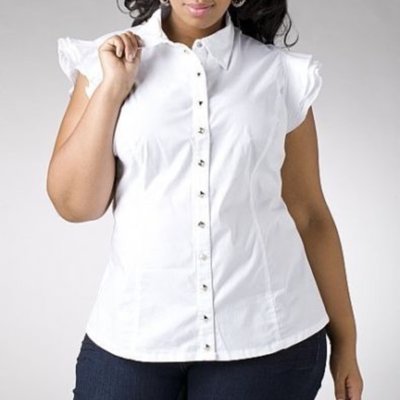 Dereon Tops - NEW Dereon  White Stretch Poplin Snap down shirt ruffle  sleeve PLUS 1X